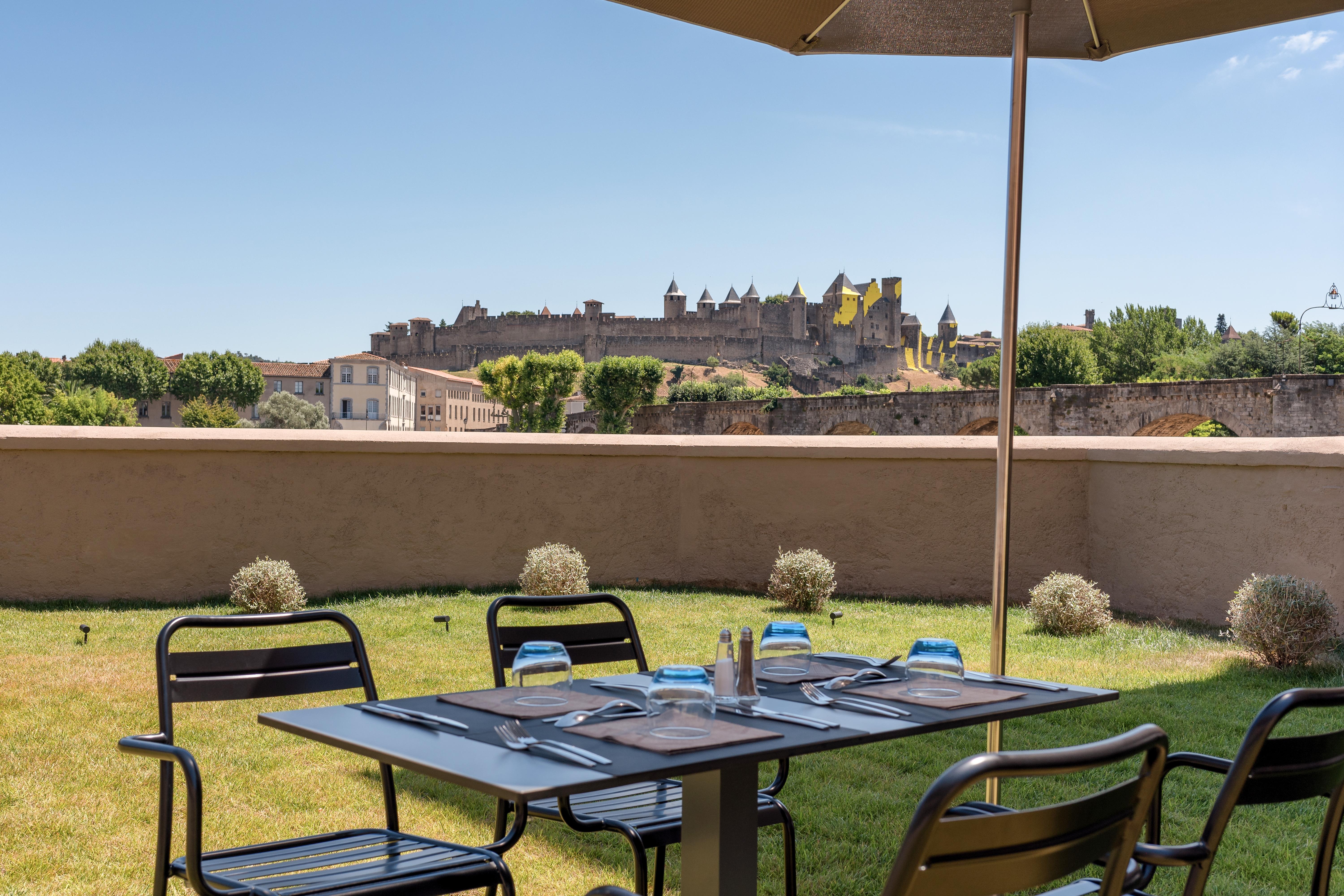 Sowell Hotels Les Chevaliers Каркассон Экстерьер фото